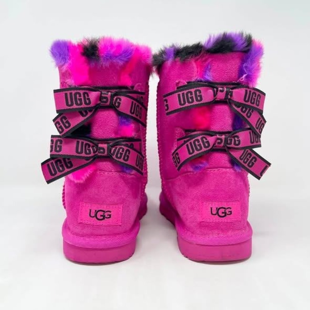 Ugg Mini Bailey Bow Boots Youth Girls 4 Pink Plaid Punk Rock Black Fur - Picture 3 of 10
